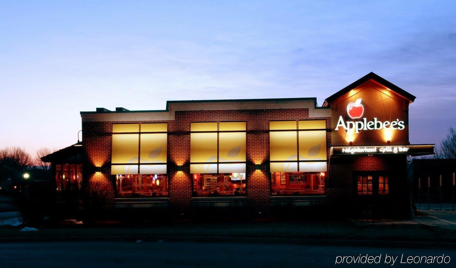 Howard Johnson By Wyndham Middletown Newport Area Exterior foto